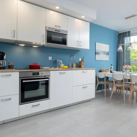 Apartamenty Platany Z Parkingiem By Noclegi Renters Kolobrzeg Exterior photo