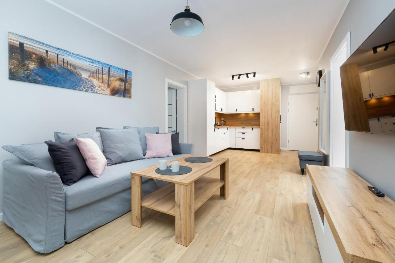 Platany Z Parkingiem By Renters *