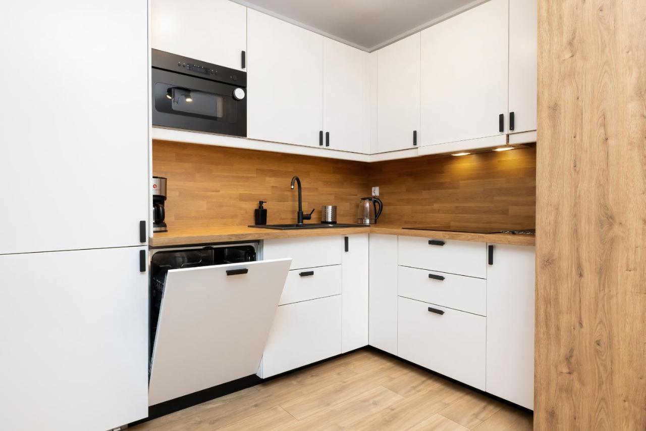 Platany Z Parkingiem By Renters